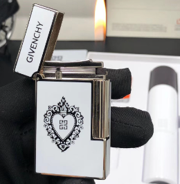 Lacquer Givenchy Lighter #002