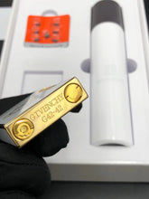 Cargar imagen en el visor de la galería, Lacquer Givenchy Lighter #002 Gold