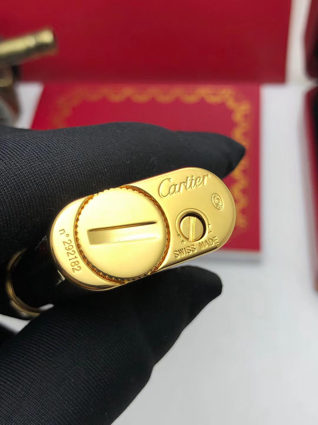 Cartier LOGO MOTIF Zigarettenanzünder Schwarzer Lack Rotgold #003